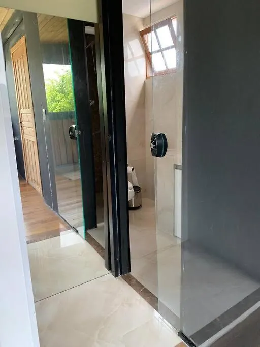 Suite Com Hidro No Centro Brasil